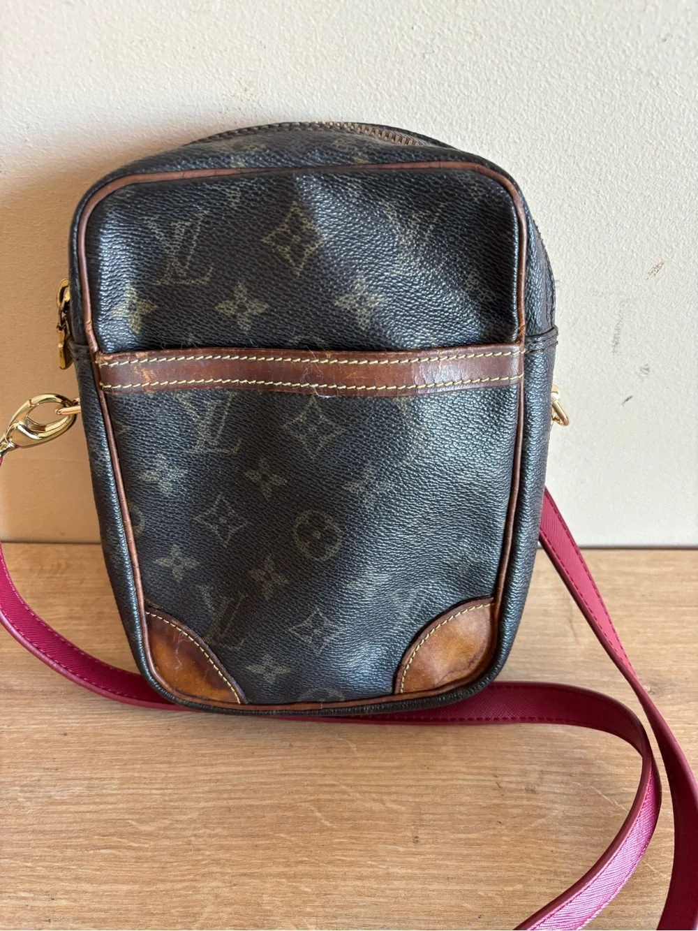 Authentic Louis Vuitton monogram crossbody